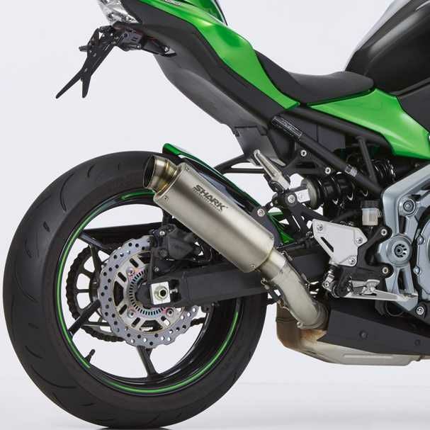 SHARK KAWASAKI Z900(2020-2021)専用スリップオンマフラー DSX-5 (4-1