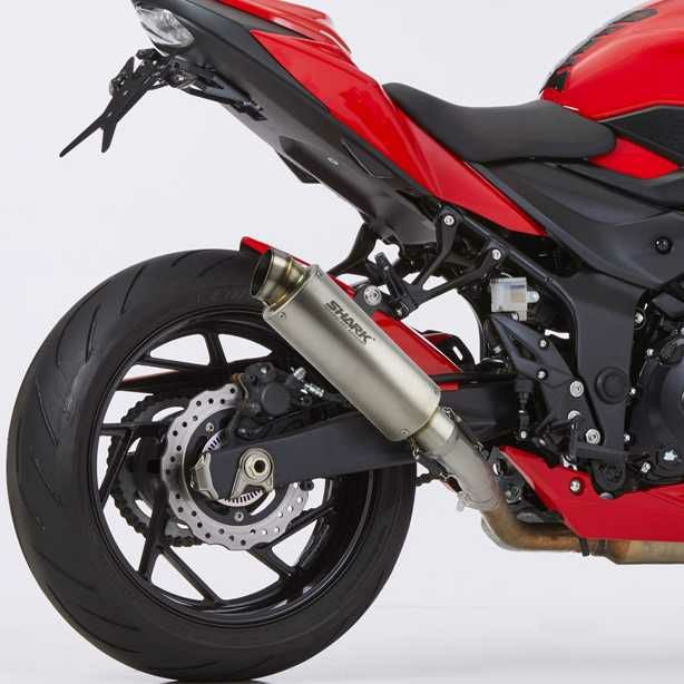 SHARK スリップオンマフラー DSX-7 ステンレス SUZUKI GSX-S 750 (2017