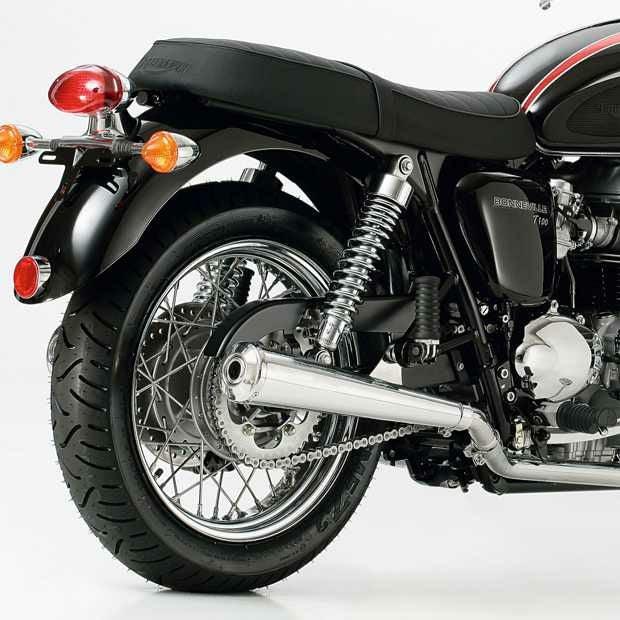 トライアンフ　ボンネビルT100　英国製　マフラー SHARK スリップオンマフラー Retro with cat ステンレス TRIUMPH