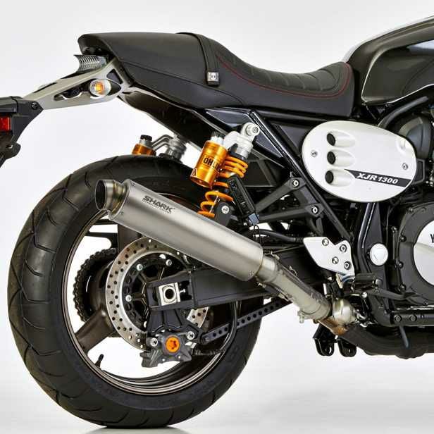 SHARK スリップオンマフラー SRC 4 チタニウム YAMAHA XJR1300 (2007-2016)
