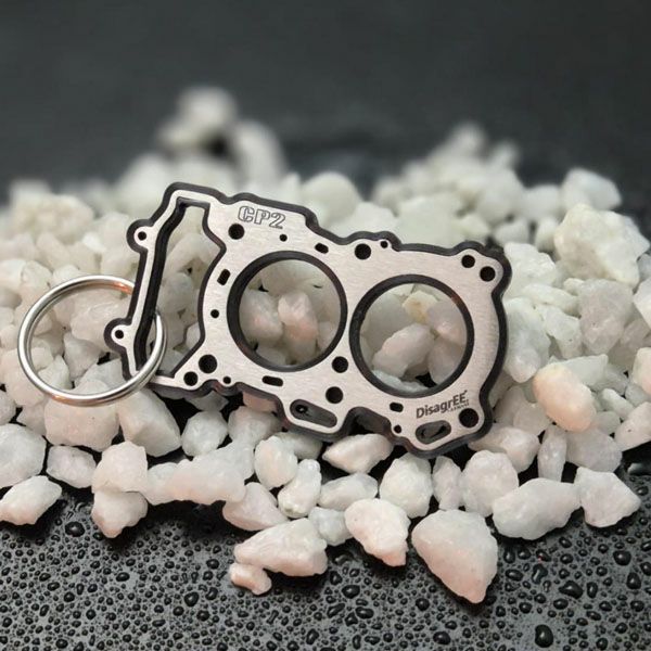 ヤマハ MT-07/XSR700/YZF-R7 CP2エンジン ヘッドガスケットキーホルダー デイスアグリー(DisagrEE)_1