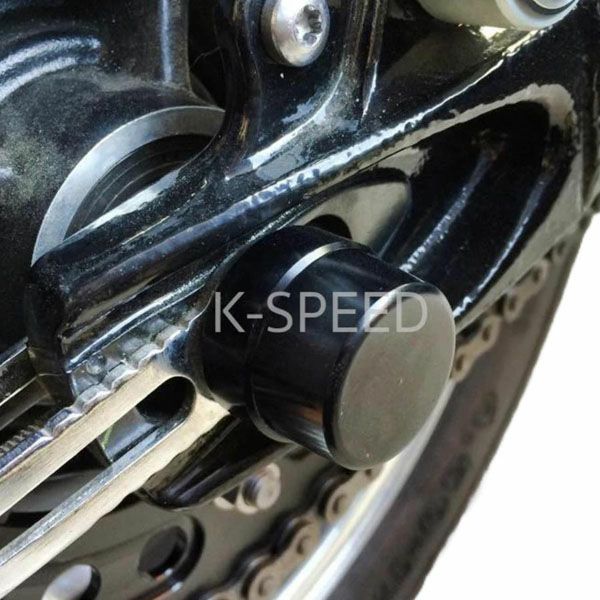 トライアンフ 空冷 ボンネビルT100 リアアクスルカバー K-SPEED