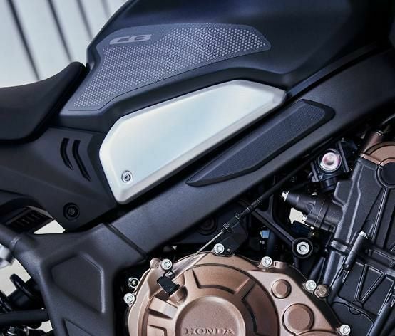 HONDA純正 サイドカバー HONDA CB650R (2024)