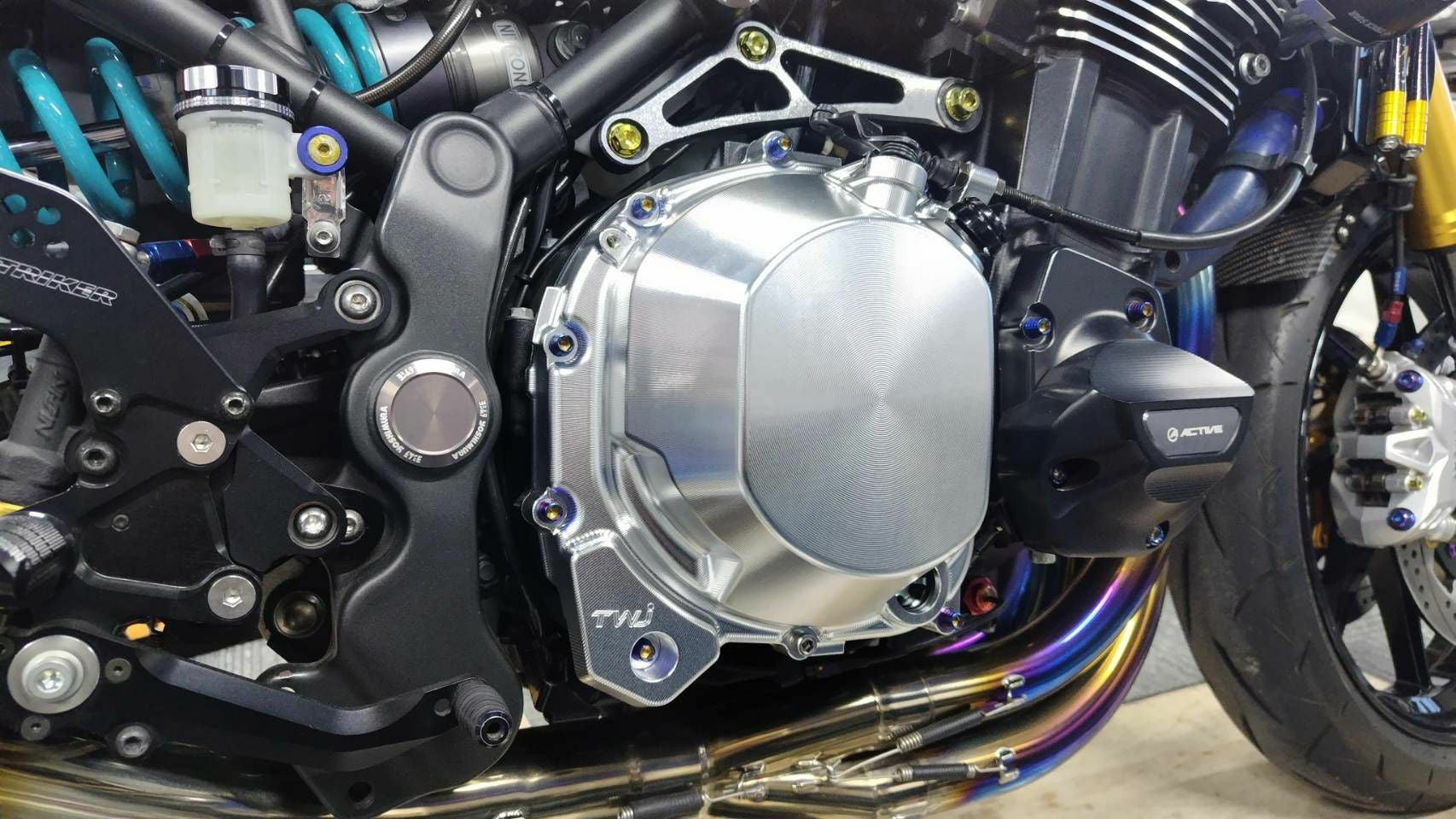 Ten Win Japan製KAWASAKI Z900RS専用アルミビレットクラッチカバー
