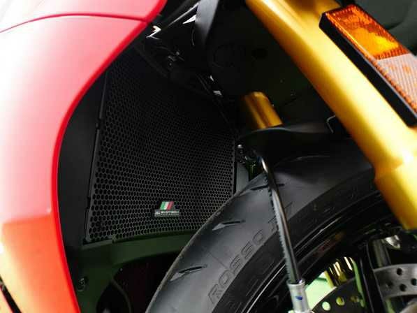 Evotech Performance ラジエーターガード Panigale V2（2025-）ブラック