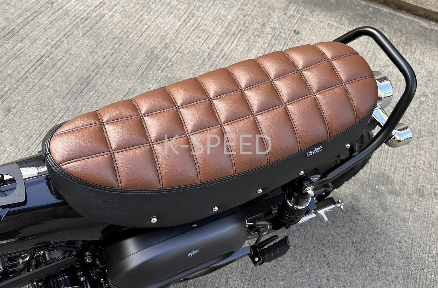 ホンダ ダックス125 ツートンカスタムシート Diabolus ラージスクエア
