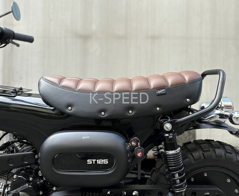 ホンダ ダックス125 ツートンカスタムシート Diabolus ラージスクエア 