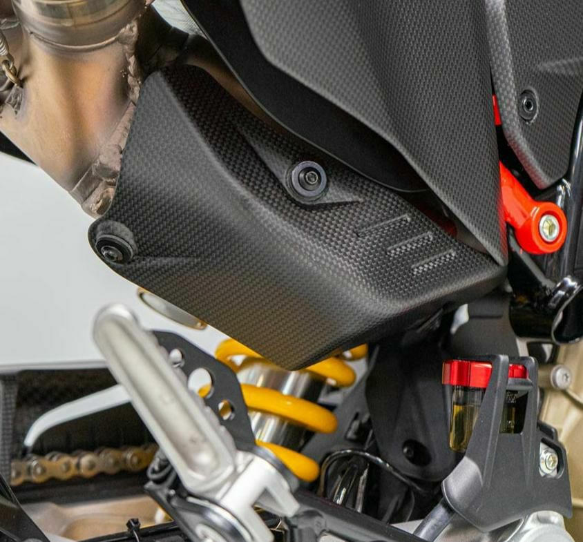 DUCABIKE カーボンマフラーパイプヒートガード マット仕上げ DUCATI