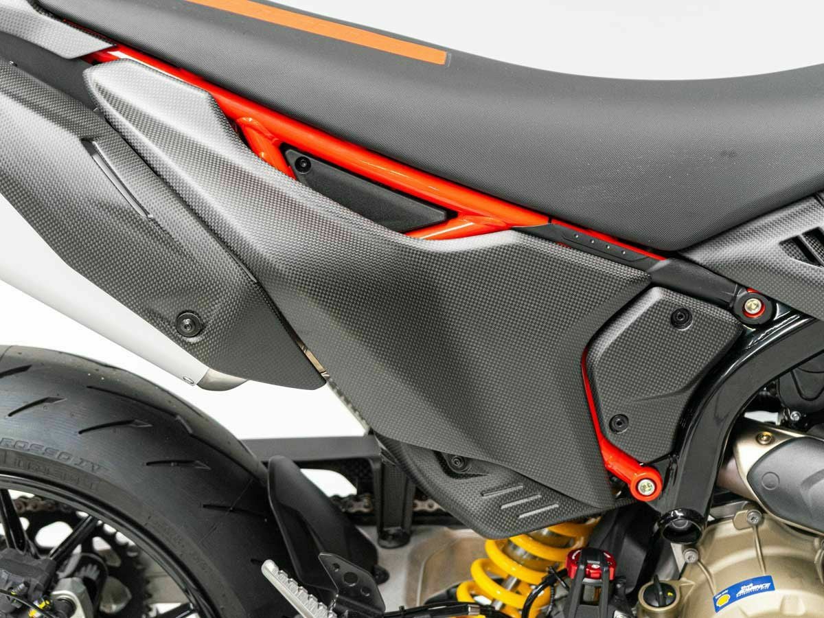 DUCABIKE カーボンヒートガード マット仕上げ DUCATI ハイパーモタード