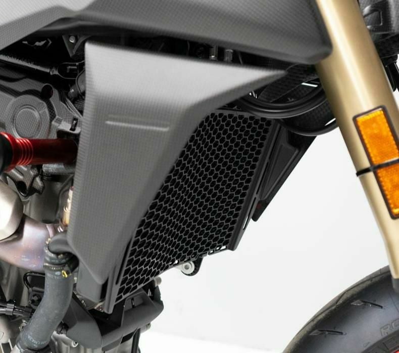 DUCABIKE カーボンラジエーターサイドカバー (左右セット) マット