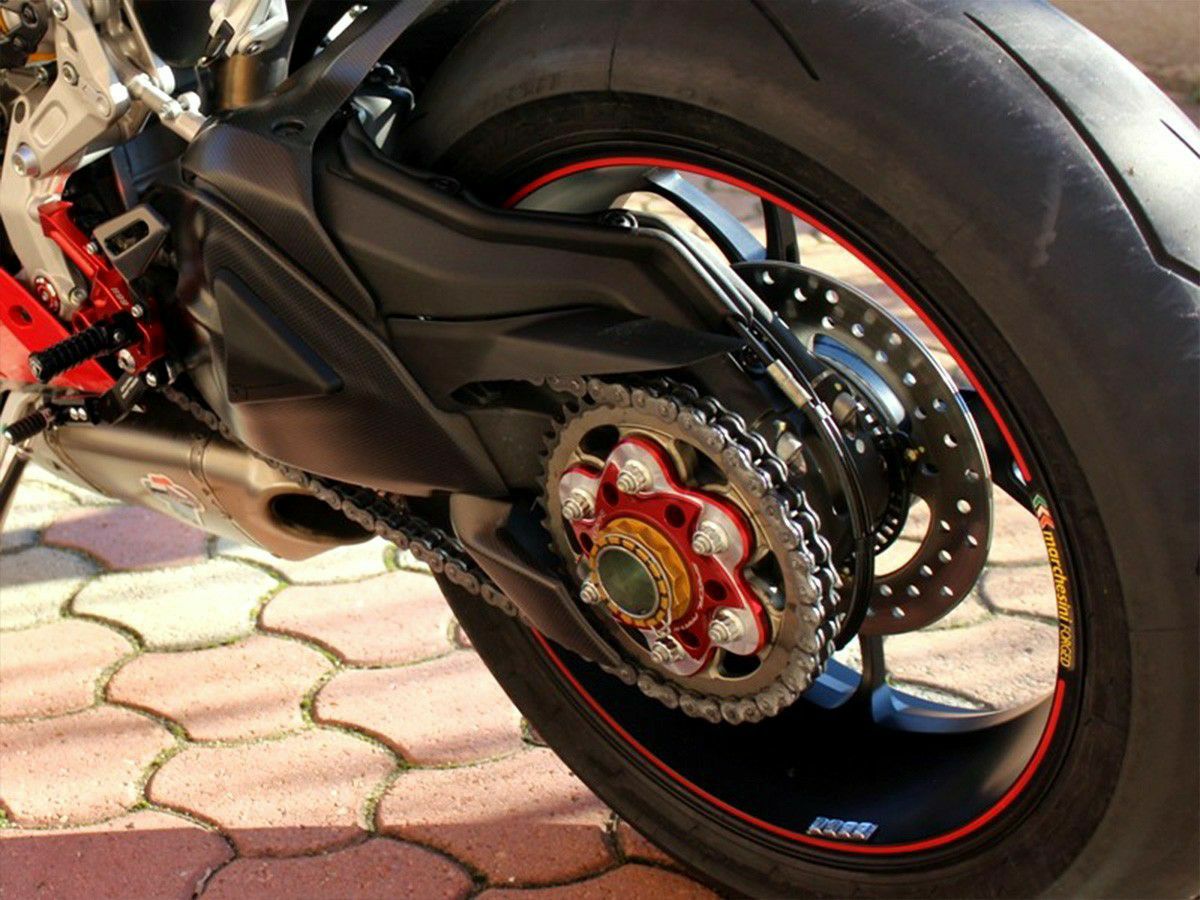 DUCABIKE リアスプロケットフランジ レッド DUCATI ムルティストラーダ