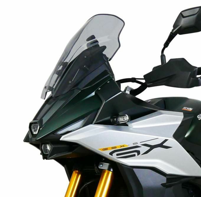 GSX-S1000GX 24- ウインドスクリーン 41x39 スモーク GIVI | バイク
