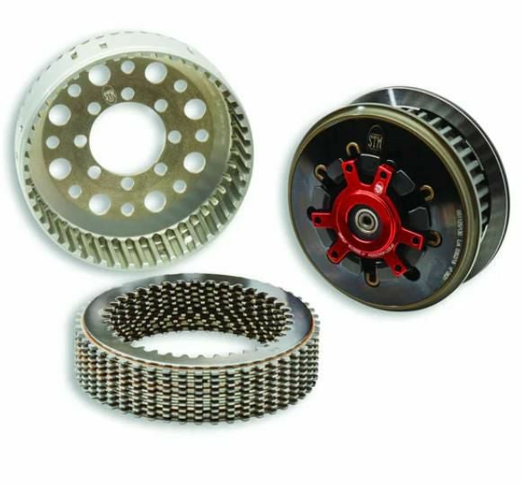 ストリートファイター V4/V4S クラッチカバー キット ブラック CNC