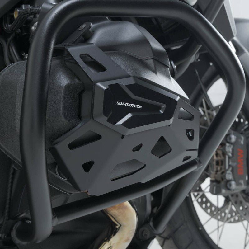 BMW R1300GS/R/RS/RT シリンダーヘッドガード ブラック SW-MOTECH_1