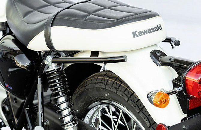 W230/メグロ S1 アシストグリップ/バッグサポート 左側 ブラック キジマ_2