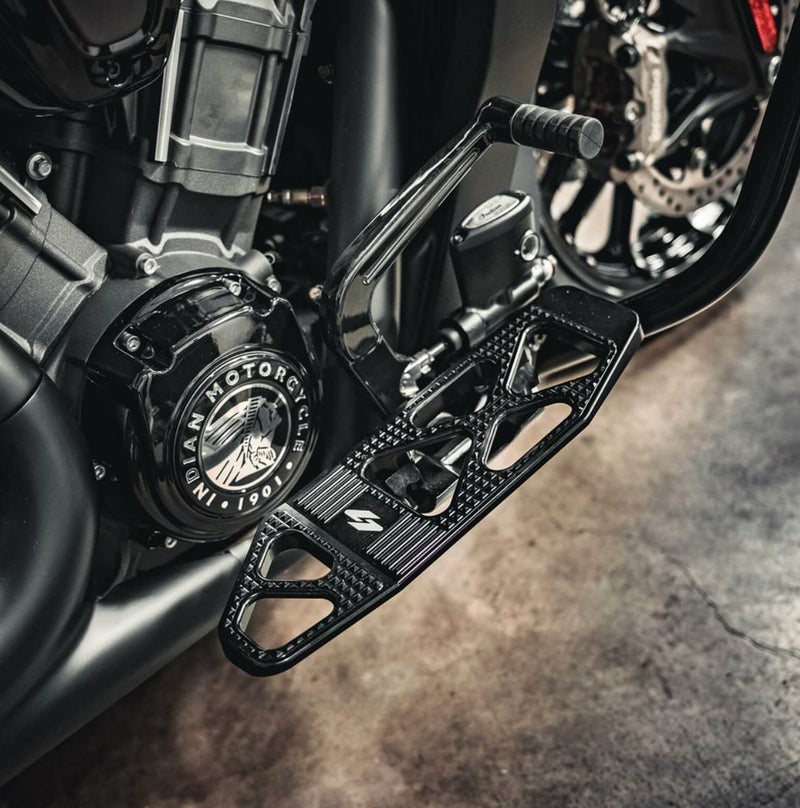 インディアン クルーザー/バガー/ツーリングモデル マックスリーンフロアボード クラウス_1