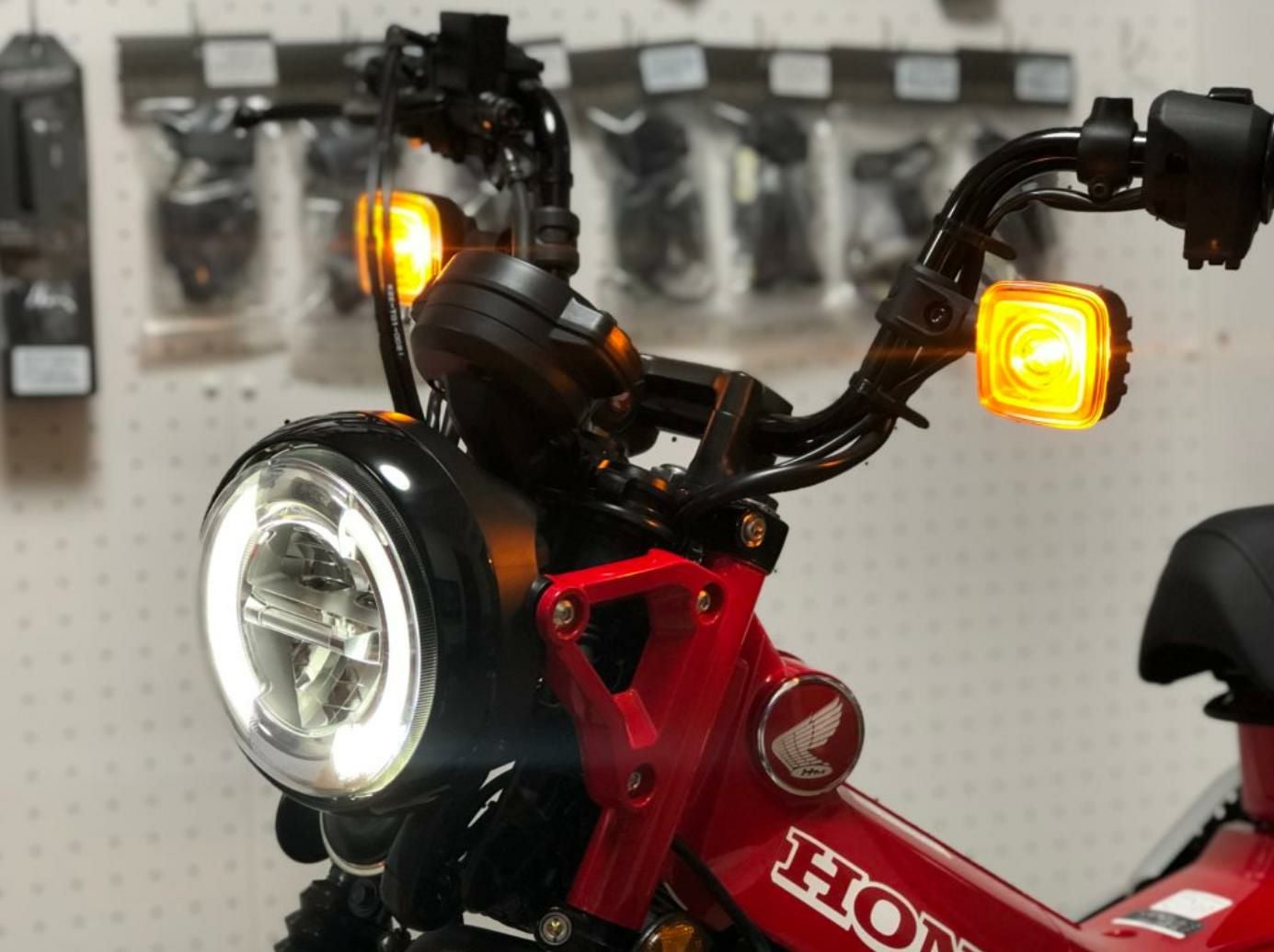 ホンダ ハンターカブ CT125 ドクターランプ ウインカーポジション