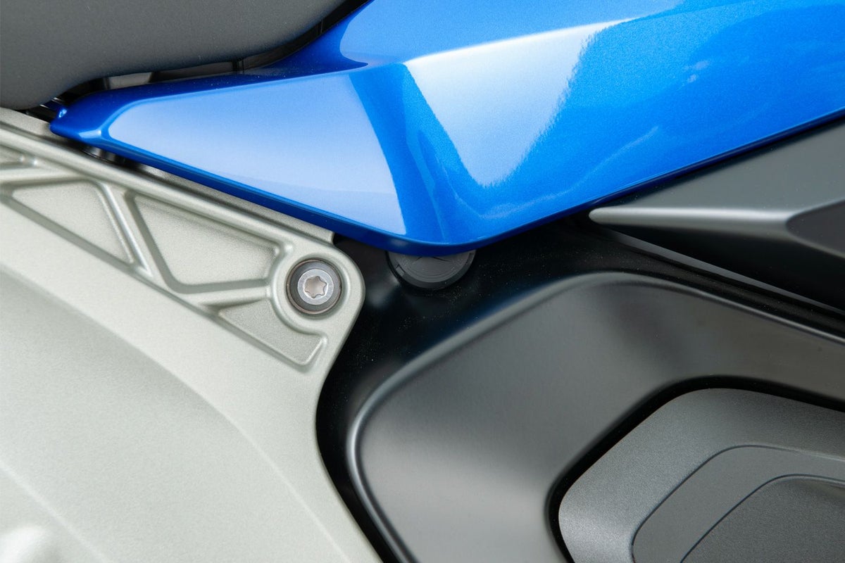 BMW R1300R/RS (2025-) フレームホールプラグセット ワンダリッヒ_4