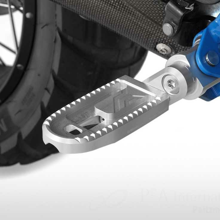 BMW R1200/1250/1300R/RS アジャスタブルフットレストシステム BMW R1200/1250/1300R/RS アジャスタブルフットレストシステム