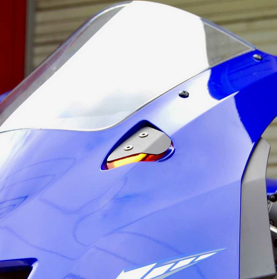 YAMAHA R9 (2025-) ミラーブロックオフ LEDウインカーキット New Rage