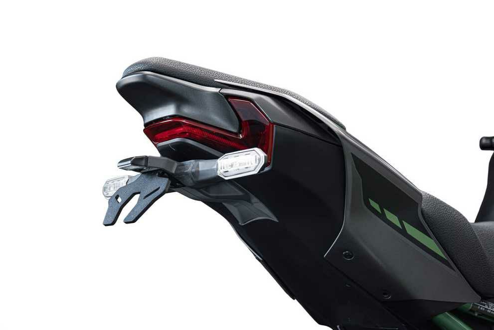 KAWASAKI Z900/SE (2025-) フェンダーレスキット Evotech Performance