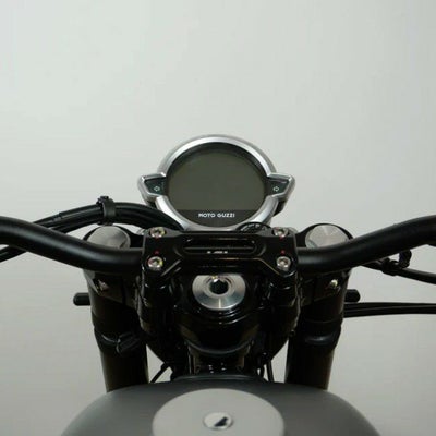 MOTO GUZZI (モトグッチ) V7-850 アルミフロントプレート アルミカラー 