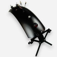 モトグッチ V7 850 (2021-) リアフェンダー&テールライト&ナンバーホルダーキット マットブラック RVRS MOTO_1
