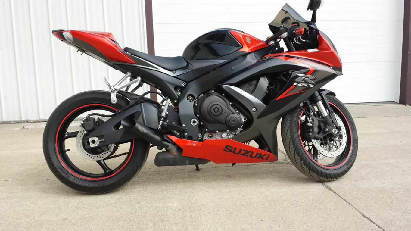 VOODOO ショーティ スリップオン・マフラー ブラック GSX-R750/600 08