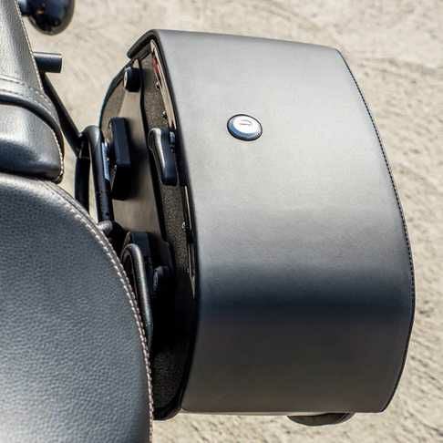 スーパーメテオ 650 レザーサドルバッグ ベイラー ミディアム 28L