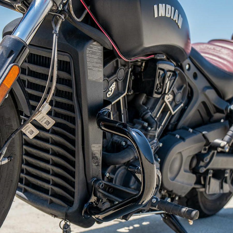 状態確認用① おすすめ！黒 金属製 エンジンガード バイク用インディアンスカウ