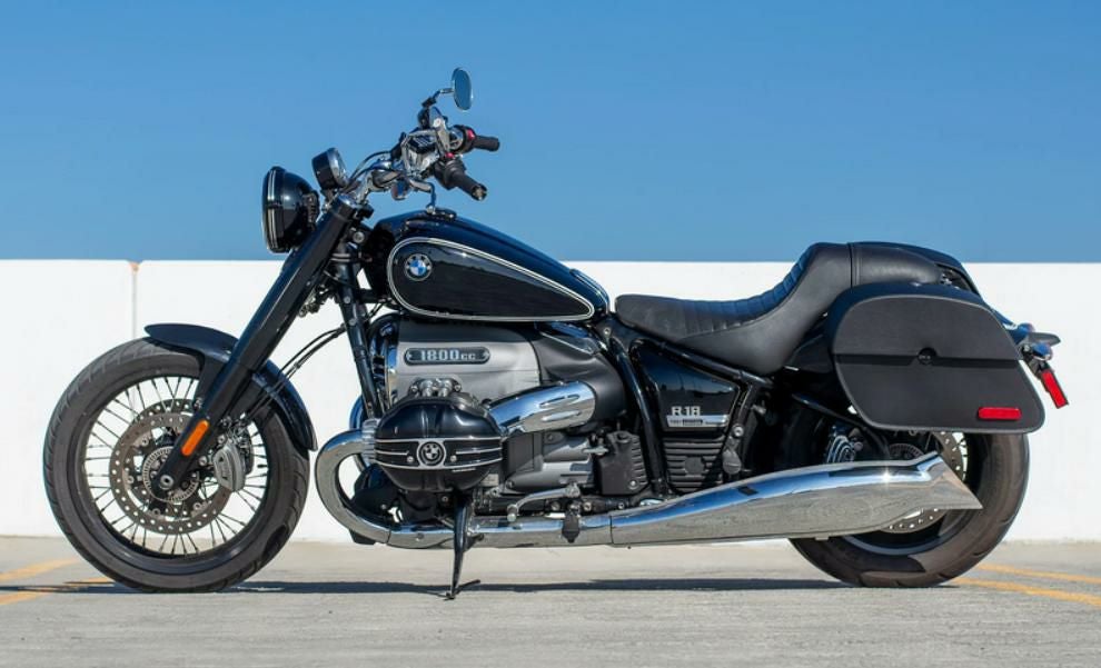 BMW R18 サドルバッグクイック脱着システム VIKING BAGS | バイク