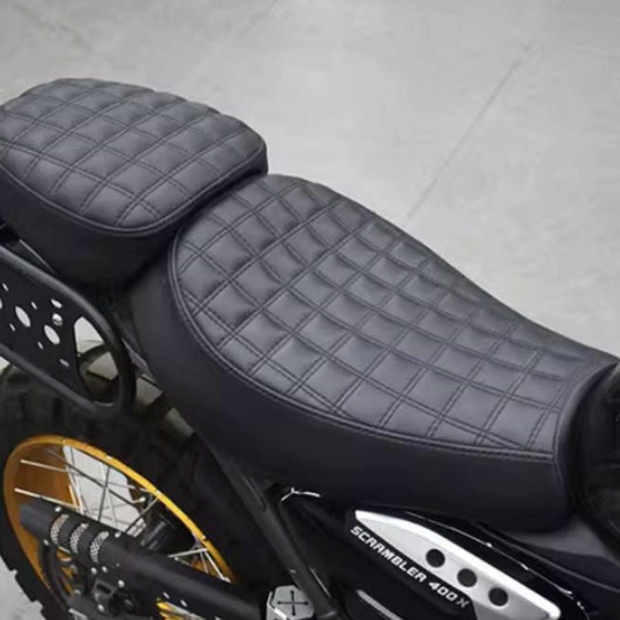 トライアンフ スクランブラー 400X シートカバー ダイアモンドステッチ