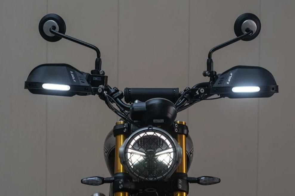 トライアンフ スクランブラー 400X/スピード400 LEDウインカー一体型
