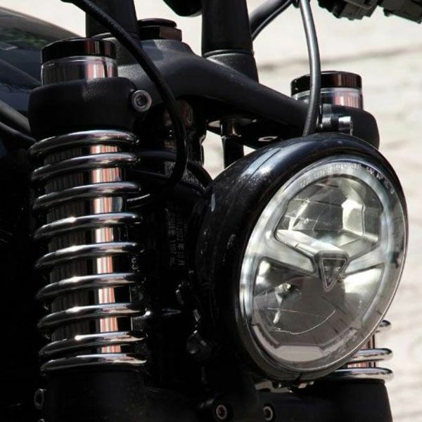 トライアンフ ボンネビルT100/T120/ボバー フォークスプリングカバー