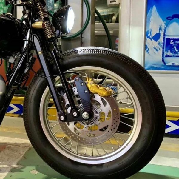 トライアンフ ボンネビルボバースポーツリアサスペンション