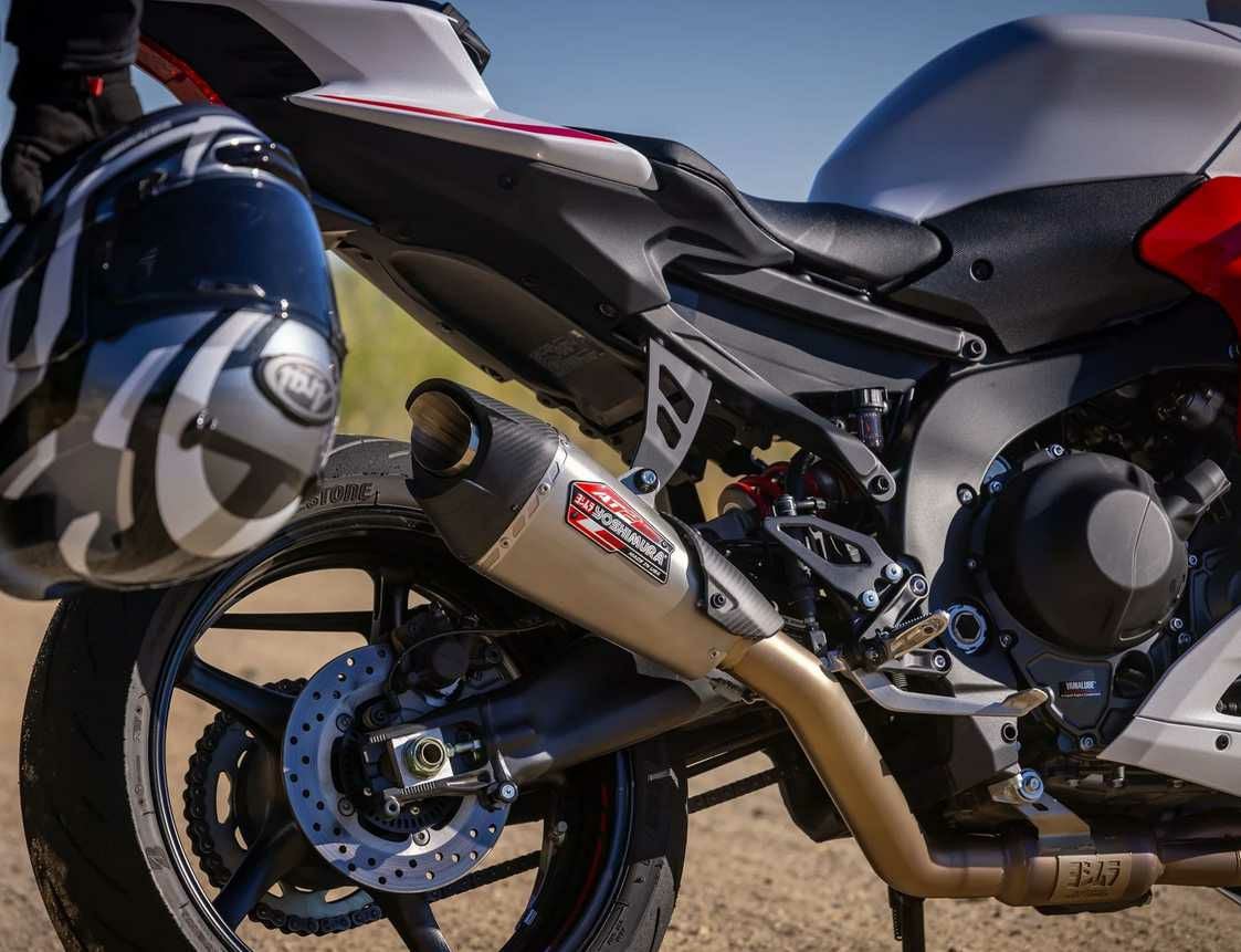 YAMAHA YZF-R9 (2025-) アルミニウムマフラーブラケット USヨシムラ