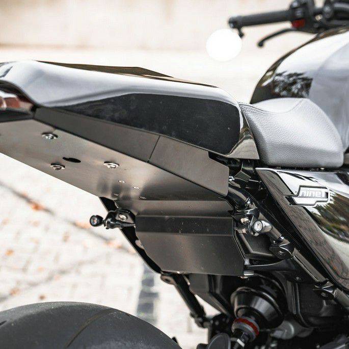 AKRAPOVIC スリップオンマフラー ステンレス BMW R12nineT / R12 (2024)