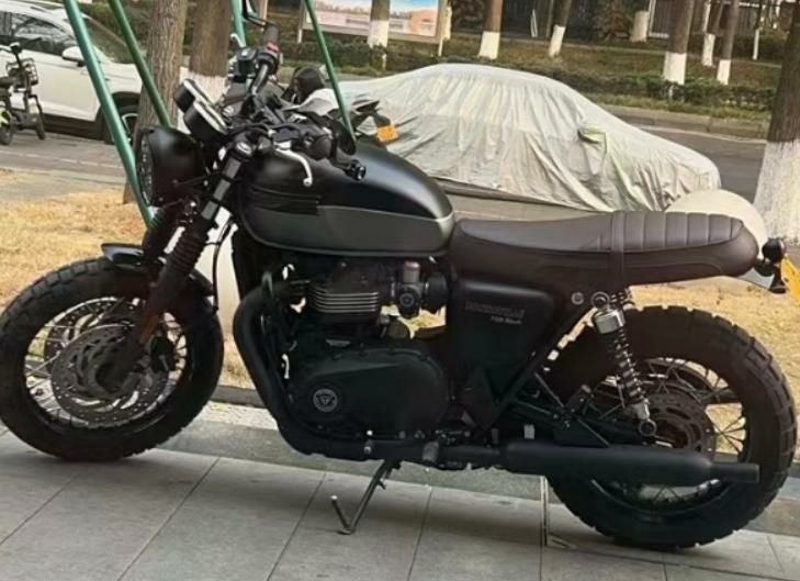 トライアンフ ボンネビルT100/T120/ストリート/スピードツイン