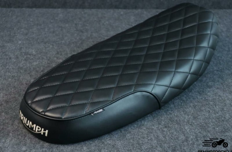 トライアンフ スクランブラー 1200 X/XC/XE MJ プレミアムシート モデル 1 REMMOTORCYCLE_1