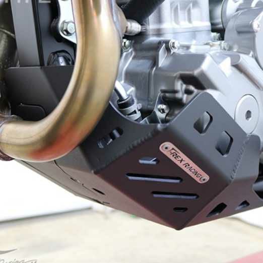 SUZUKI DR-Z4Sバイクシート スズキ（SUZUKI） ローシート DR-Z4SM DR-Z4S シート シート関連 外装