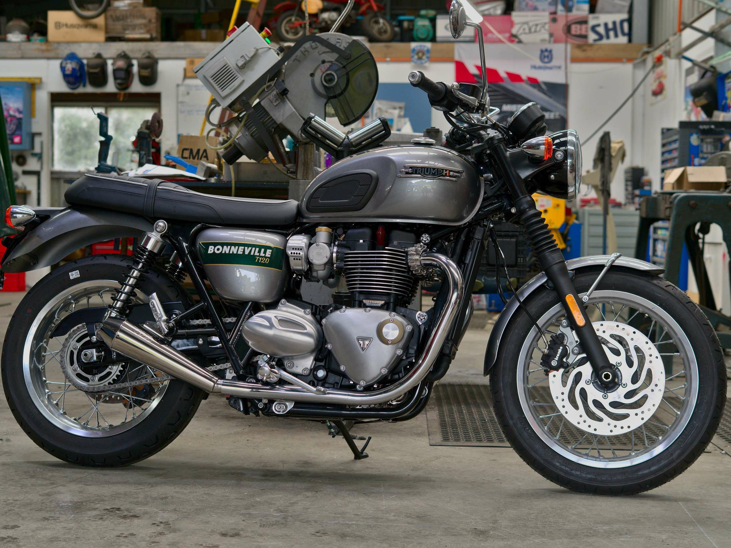 トライアンフ ボンネビル T100/T120 16-24 2イン2フルエキゾースト