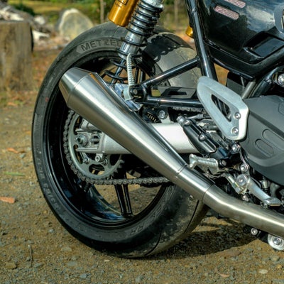 トライアンフ スピードツイン1200 25- スリップオンマフラー ショートサイレンサー VEREX_1