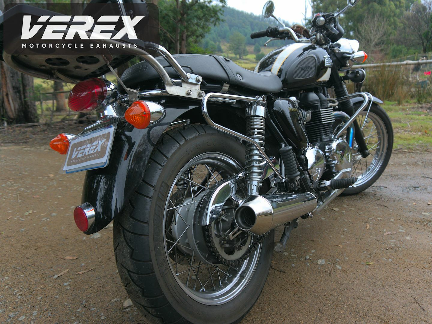トライアンフ 空冷ボンネビル T100（790-865cc） 02-15 スリップオン