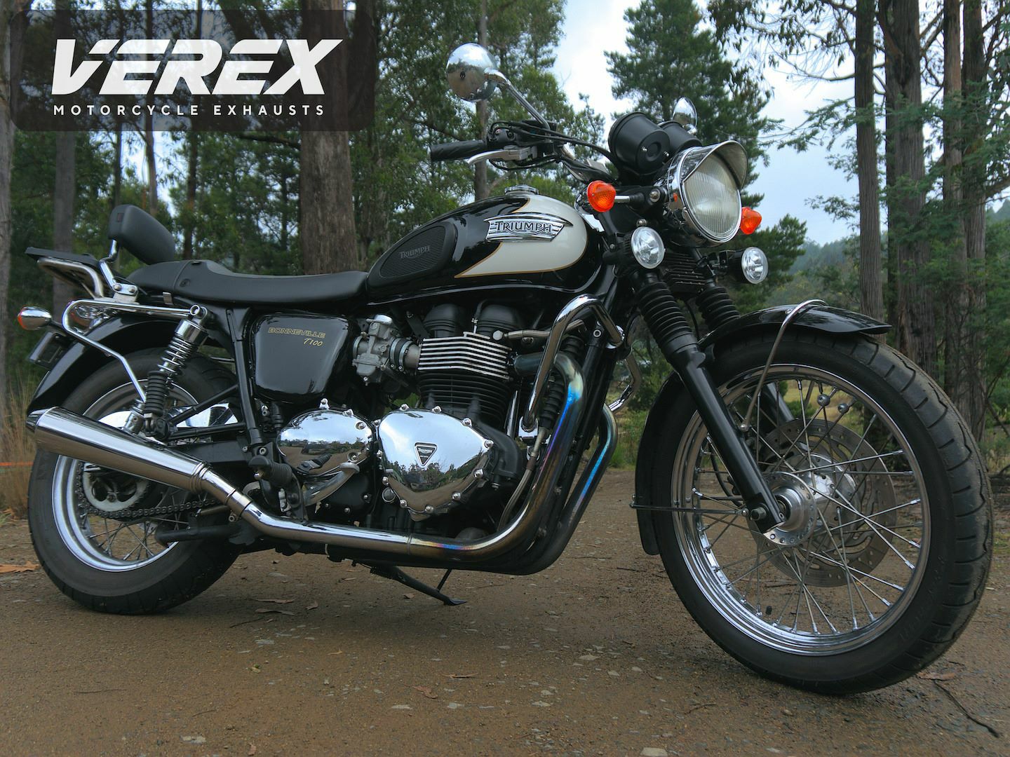 トライアンフ 空冷ボンネビル T100（790-865cc） 02-15 スリップオン