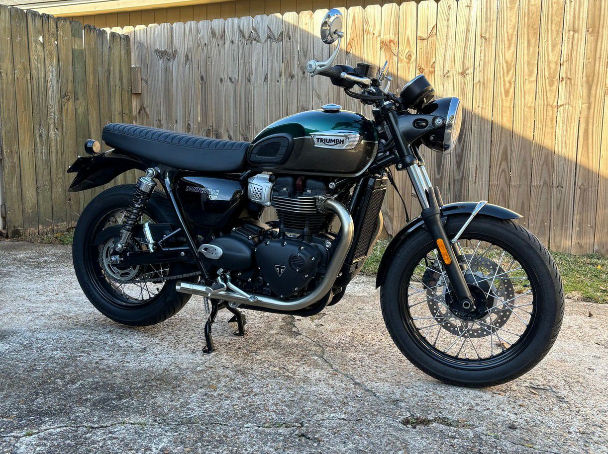 トライアンフ 水冷 ボンネビル T100 T120 スピードツイン900