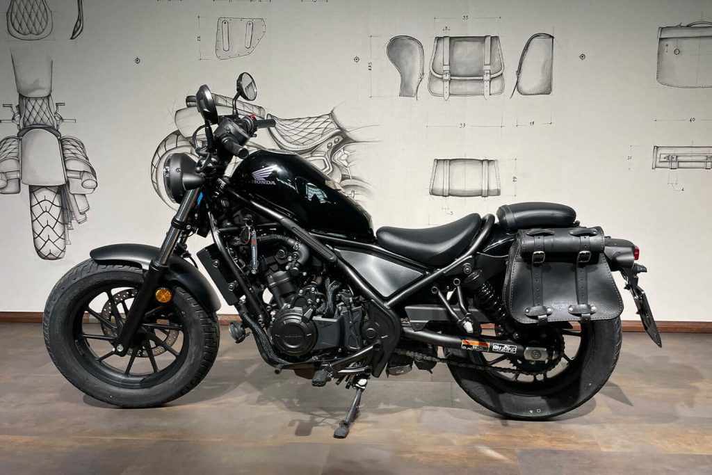 レブル250/500/1100 レザーサドルバッグ ニューロール・チェロキー