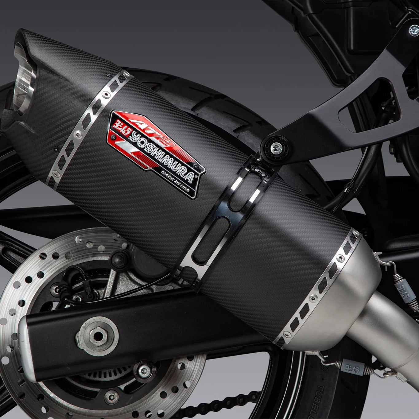 値下げ❗️ヨシムラアルファ マフラー    スズキSV 650ABS ヨシムラUSA アルファ ストリート ステンレス カーボン スリップオン