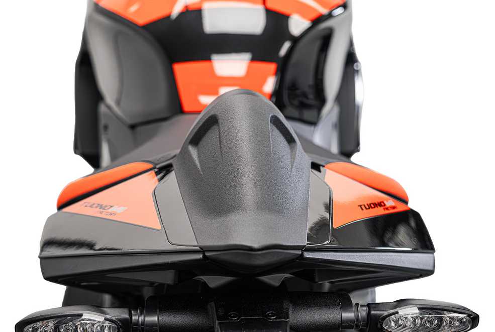 Aprilia RSV4 / TUONO V4 (25-) ピリオンシートカバー Evotech
