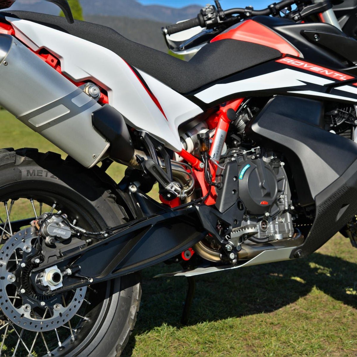 KTM 790/890 アドベンチャー/R　19-/20-24　デキャット・リンクパイプ/触媒レス・中間パイプ ユーロ5＋VEREX_1