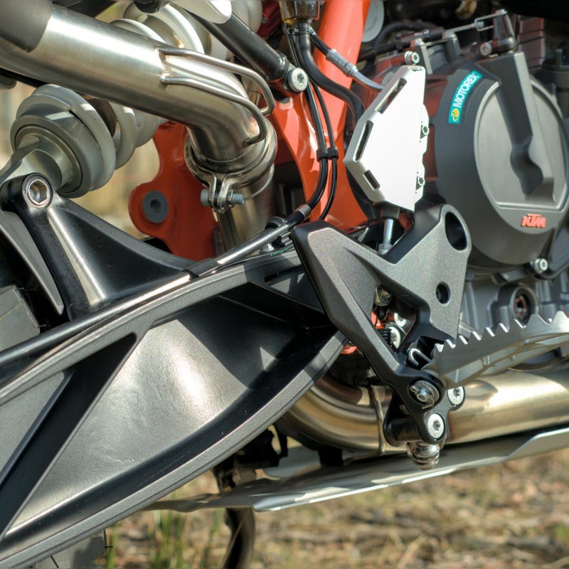 KTM 890SMT25- デキャット・リンクパイプ/触媒レス・中間パイプ ユーロ5＋VEREX_1